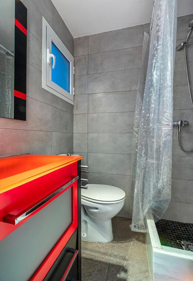Homefeel Cartuja Seville Exterior photo